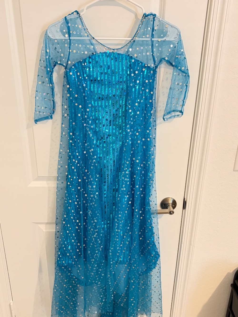 Elsa Princess Costume Long Cape Birthday Party Dress up Size 130 (7-6) years - Picture 5 of 16
